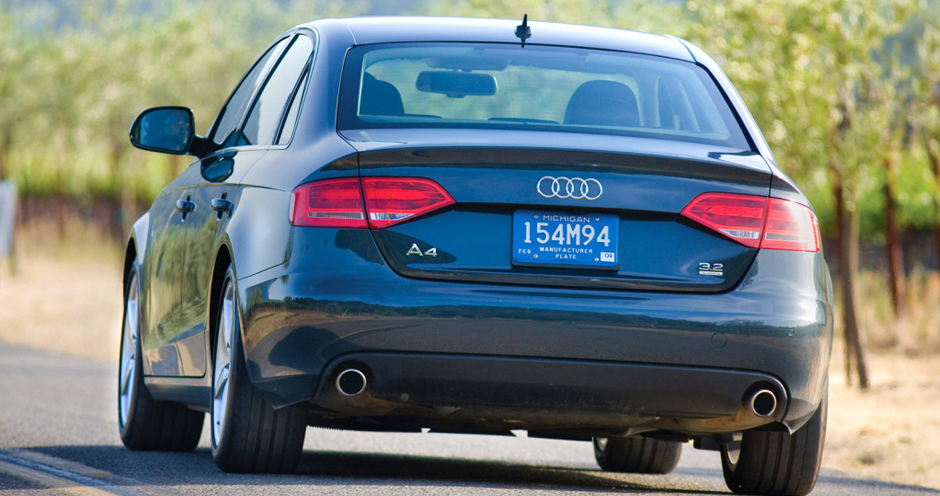 Audi A4 Saloon (IV/B8,8K) 3.2 FSI (265) - Фото 1